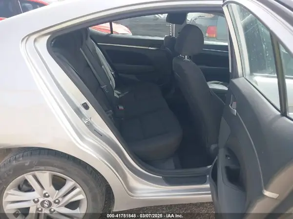 5NPD84LF5LH562940 2020 HYUNDAI ELANTRA - Image 8