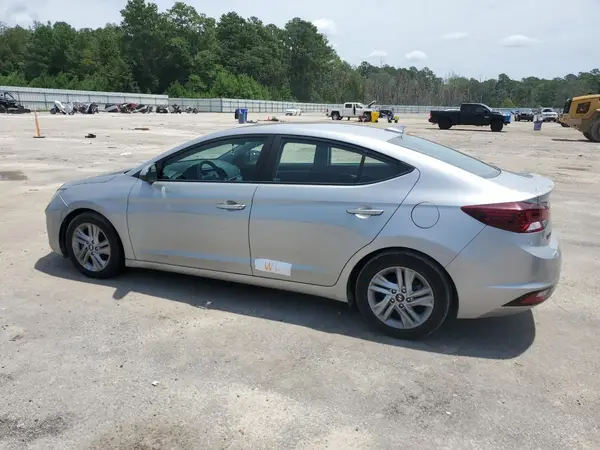 5NPD84LF5LH563487 2020 HYUNDAI ELANTRA - Image 2