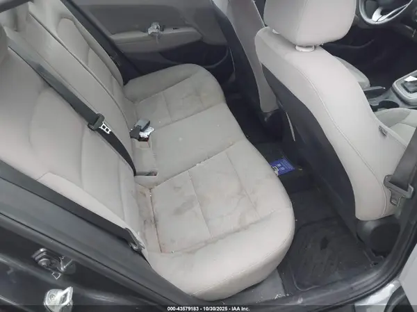 5NPD84LF5LH565854 2020 HYUNDAI ELANTRA - Image 8