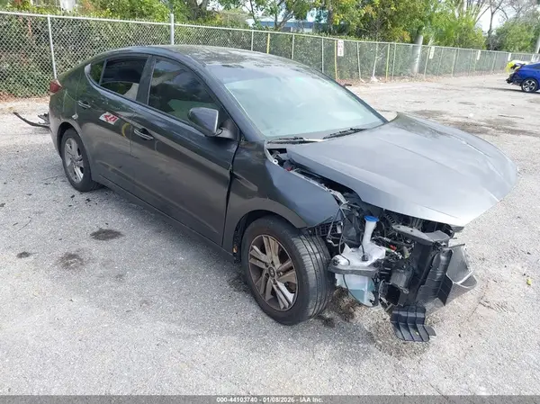 5NPD84LF5LH565885 2020 HYUNDAI ELANTRA - Image 1