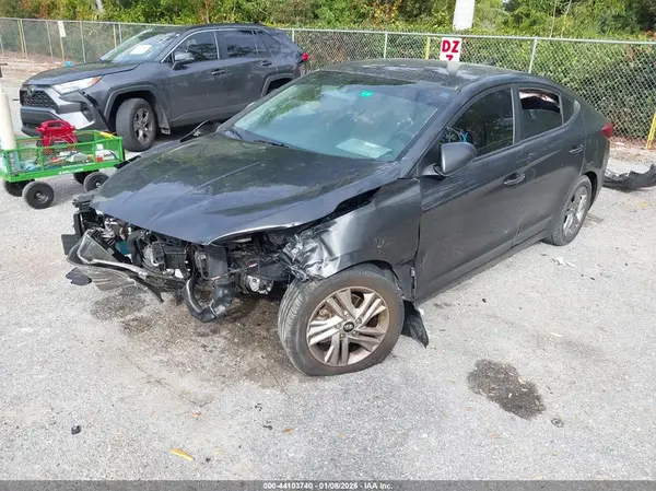 5NPD84LF5LH565885 2020 HYUNDAI ELANTRA - Image 2