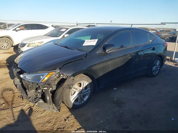 5NPD84LF5LH568317 2020 HYUNDAI ELANTRA - Image 2
