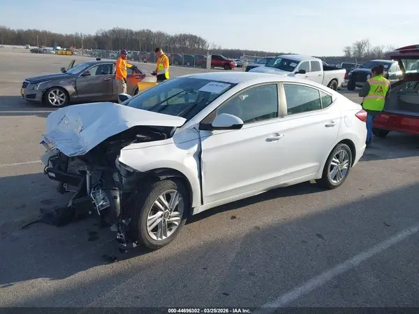 5NPD84LF5LH569337 2020 HYUNDAI ELANTRA - Image 2