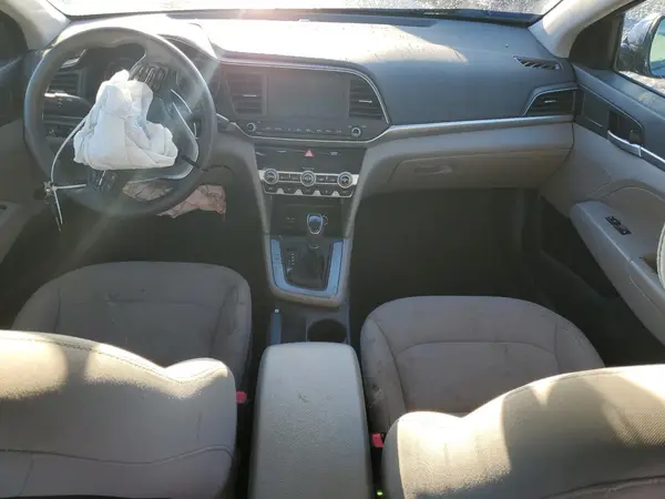 5NPD84LF5LH575266 2020 HYUNDAI ELANTRA - Image 8