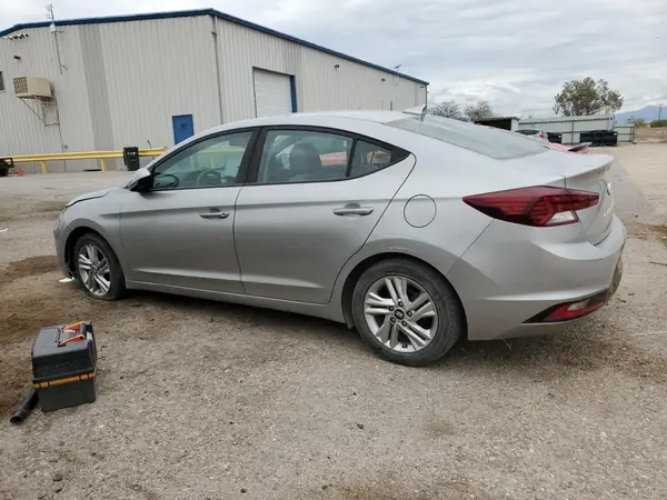 5NPD84LF5LH577437 2020 HYUNDAI ELANTRA - Image 2