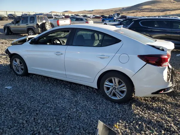 5NPD84LF5LH577745 2020 HYUNDAI ELANTRA - Image 2