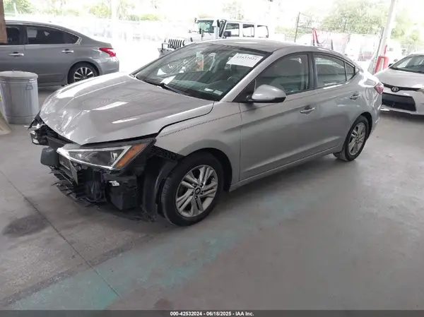 5NPD84LF5LH581360 2020 HYUNDAI ELANTRA - Image 2