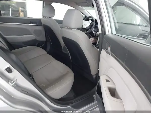 5NPD84LF5LH581360 2020 HYUNDAI ELANTRA - Image 8