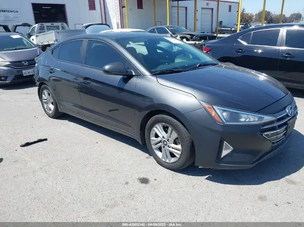 5NPD84LF5LH600943 2020 HYUNDAI ELANTRA - Image 1