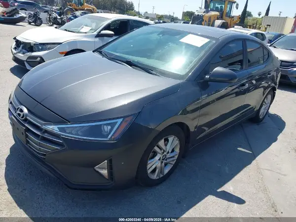 5NPD84LF5LH600943 2020 HYUNDAI ELANTRA - Image 2