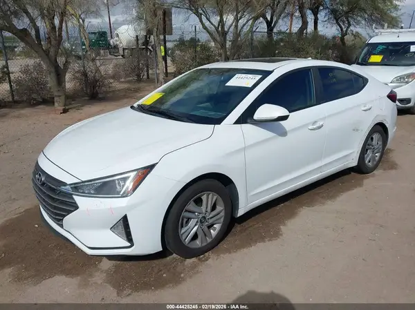 5NPD84LF5LH626961 2020 HYUNDAI ELANTRA - Image 2