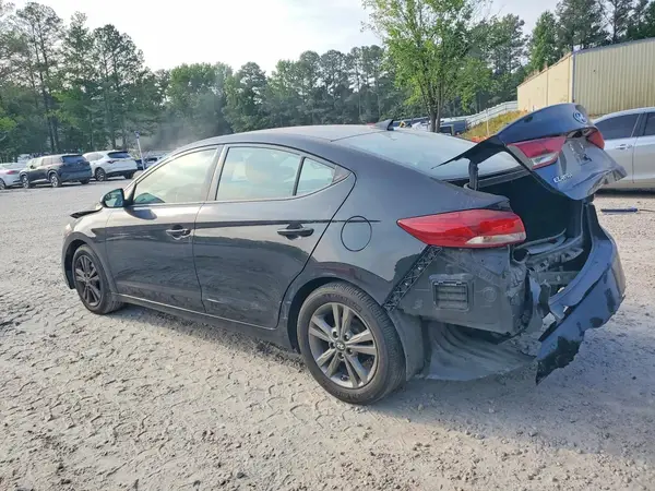 5NPD84LF6HH000617 2017 HYUNDAI ELANTRA - Image 2