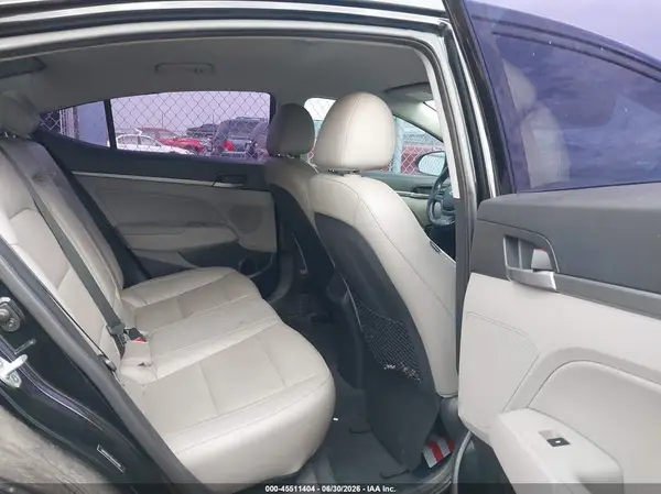 5NPD84LF6HH004988 2017 HYUNDAI ELANTRA - Image 8