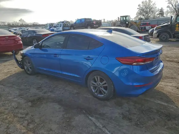 5NPD84LF6HH005929 2017 HYUNDAI ELANTRA - Image 2
