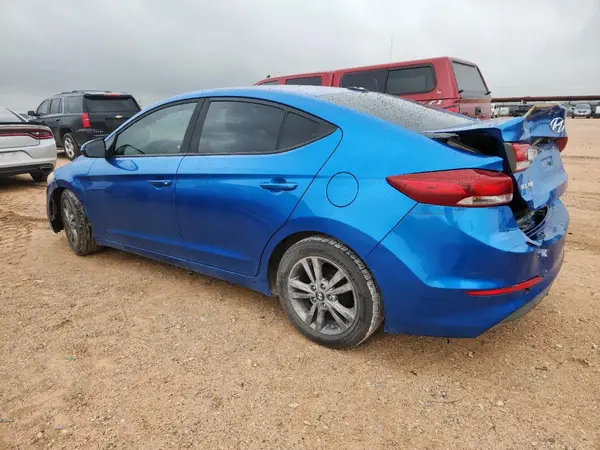 5NPD84LF6HH009060 2017 HYUNDAI ELANTRA - Image 2
