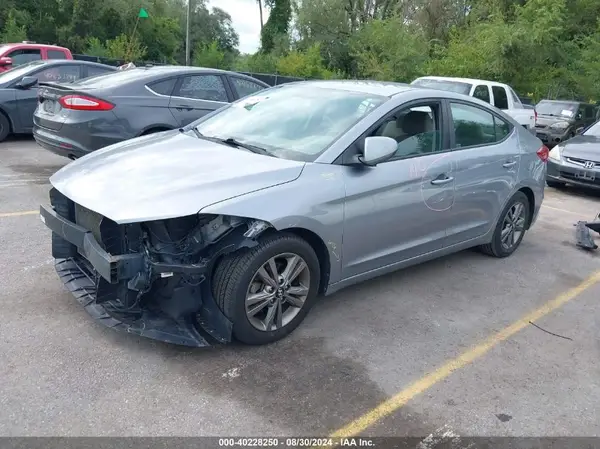 5NPD84LF6HH009978 2017 HYUNDAI ELANTRA - Image 2