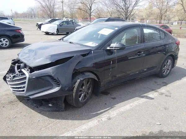 5NPD84LF6HH010032 2017 HYUNDAI ELANTRA - Image 2