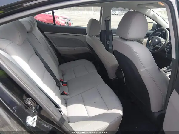 5NPD84LF6HH010032 2017 HYUNDAI ELANTRA - Image 8