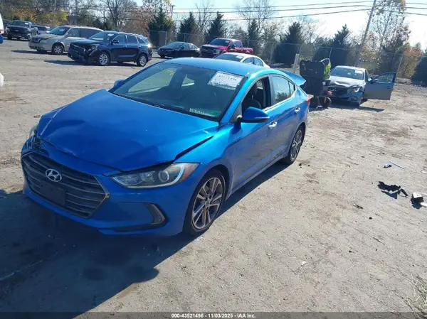 5NPD84LF6HH011438 2017 HYUNDAI ELANTRA - Image 2
