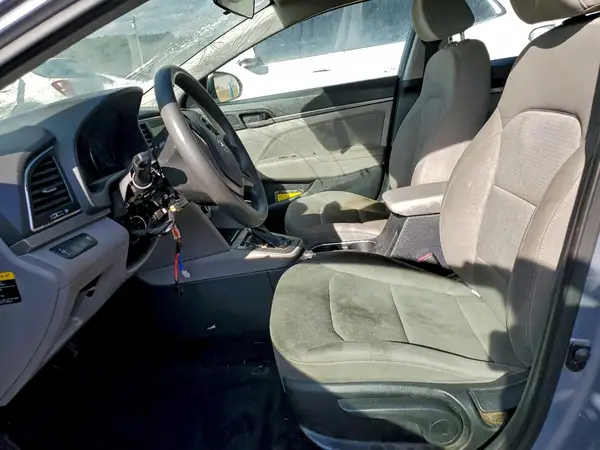 5NPD84LF6HH012332 2017 HYUNDAI ELANTRA - Image 8