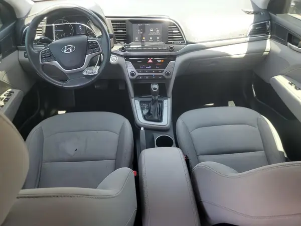 5NPD84LF6HH013058 2017 HYUNDAI ELANTRA - Image 8