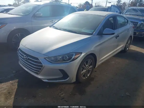5NPD84LF6HH013674 2017 HYUNDAI ELANTRA - Image 2