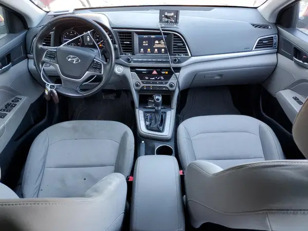 5NPD84LF6HH017627 2017 HYUNDAI ELANTRA - Image 8
