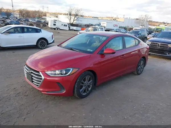 5NPD84LF6HH017630 2017 HYUNDAI ELANTRA - Image 2
