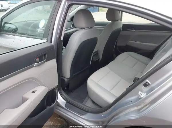5NPD84LF6HH019121 2017 HYUNDAI ELANTRA - Image 8