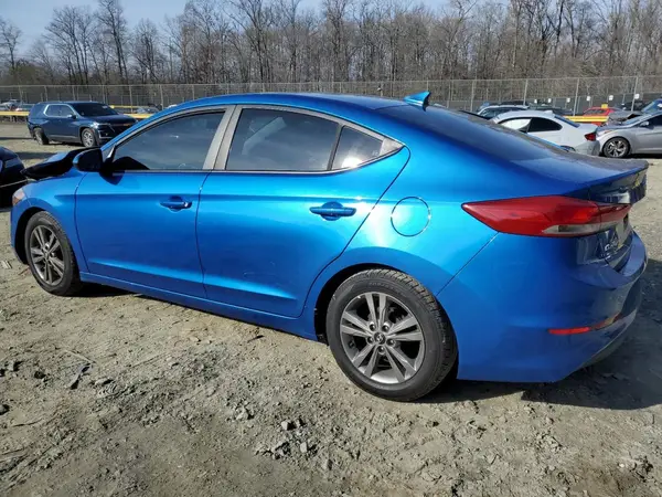 5NPD84LF6HH020267 2017 HYUNDAI ELANTRA - Image 2