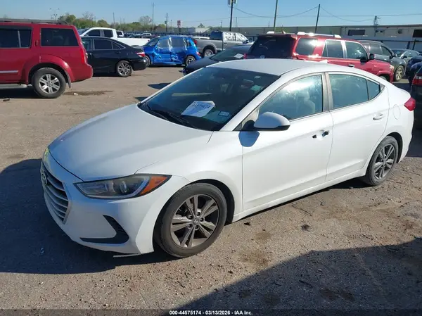 5NPD84LF6HH020589 2017 HYUNDAI ELANTRA - Image 2