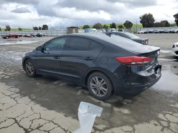 5NPD84LF6HH021211 2017 HYUNDAI ELANTRA - Image 2