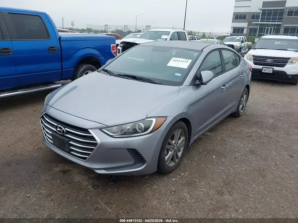 5NPD84LF6HH021743 2017 HYUNDAI ELANTRA - Image 2