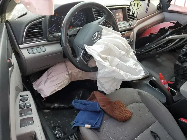 5NPD84LF6HH021855 2017 HYUNDAI ELANTRA - Image 8