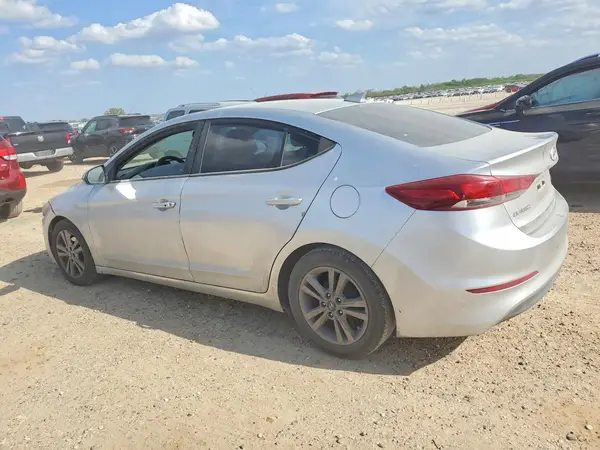 5NPD84LF6HH022343 2017 HYUNDAI ELANTRA - Image 2
