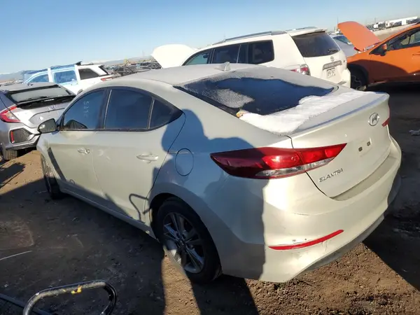 5NPD84LF6HH022763 2017 HYUNDAI ELANTRA - Image 2