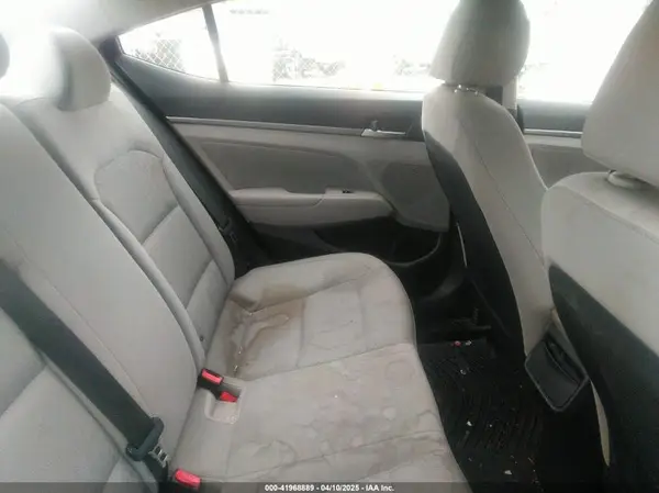 5NPD84LF6HH025596 2017 HYUNDAI ELANTRA - Image 8