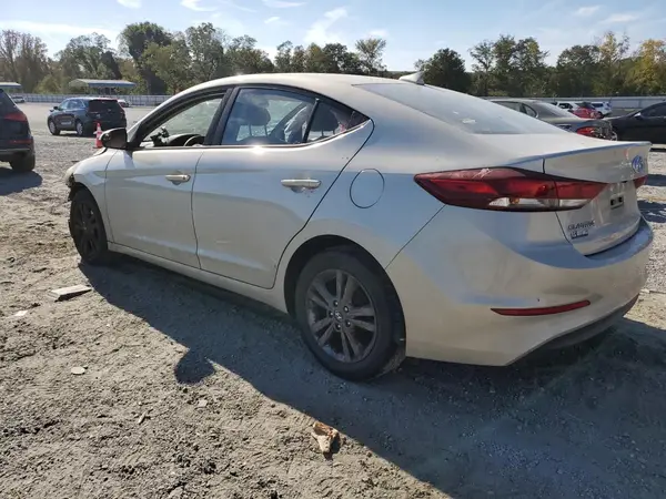 5NPD84LF6HH027719 2017 HYUNDAI ELANTRA - Image 2