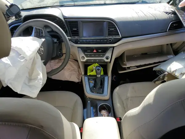 5NPD84LF6HH027719 2017 HYUNDAI ELANTRA - Image 8