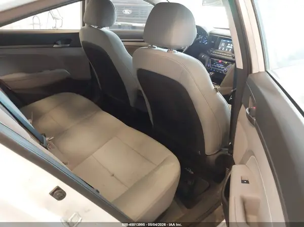 5NPD84LF6HH028935 2017 HYUNDAI ELANTRA - Image 8