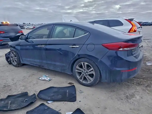 5NPD84LF6HH029812 2017 HYUNDAI ELANTRA - Image 2