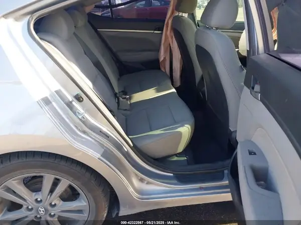 5NPD84LF6HH036730 2017 HYUNDAI ELANTRA - Image 8