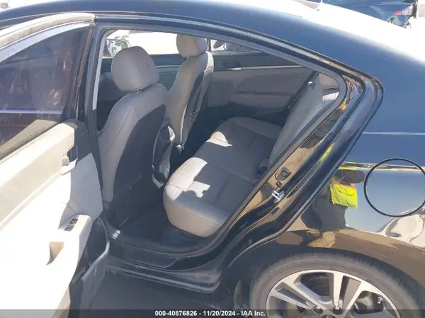 5NPD84LF6HH038770 2017 HYUNDAI ELANTRA - Image 8