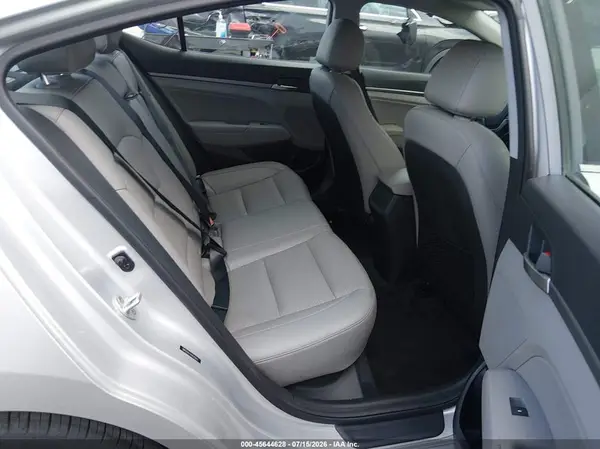 5NPD84LF6HH040843 2017 HYUNDAI ELANTRA - Image 8