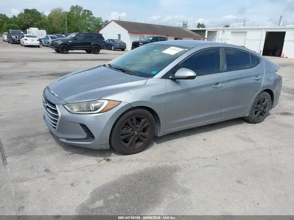 5NPD84LF6HH045976 2017 HYUNDAI ELANTRA - Image 2