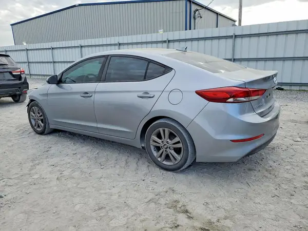 5NPD84LF6HH047601 2017 HYUNDAI ELANTRA - Image 2