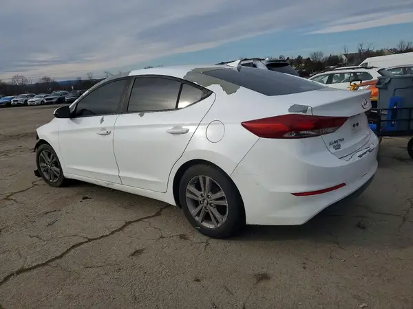 5NPD84LF6HH048215 2017 HYUNDAI ELANTRA - Image 2
