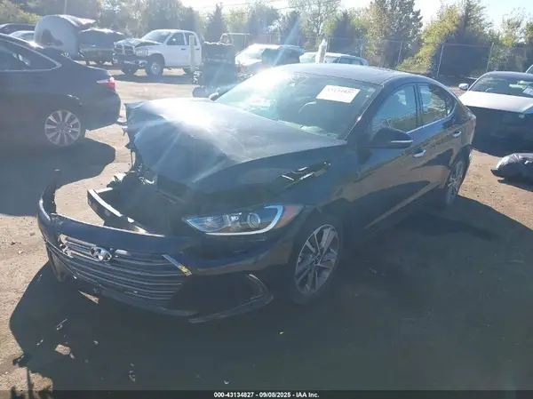 5NPD84LF6HH050322 2017 HYUNDAI ELANTRA - Image 2