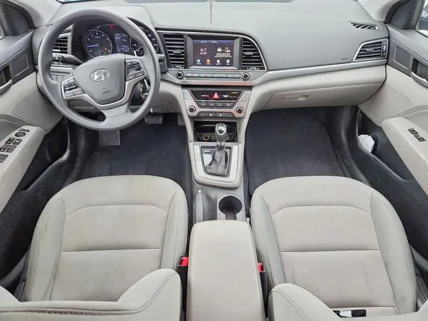 5NPD84LF6HH051518 2017 HYUNDAI ELANTRA - Image 8