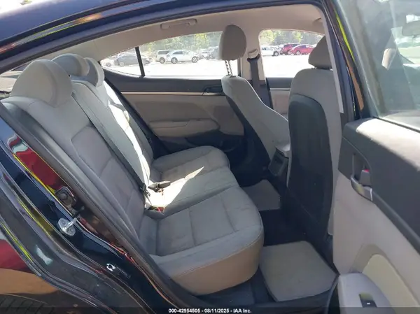 5NPD84LF6HH052104 2017 HYUNDAI ELANTRA - Image 8